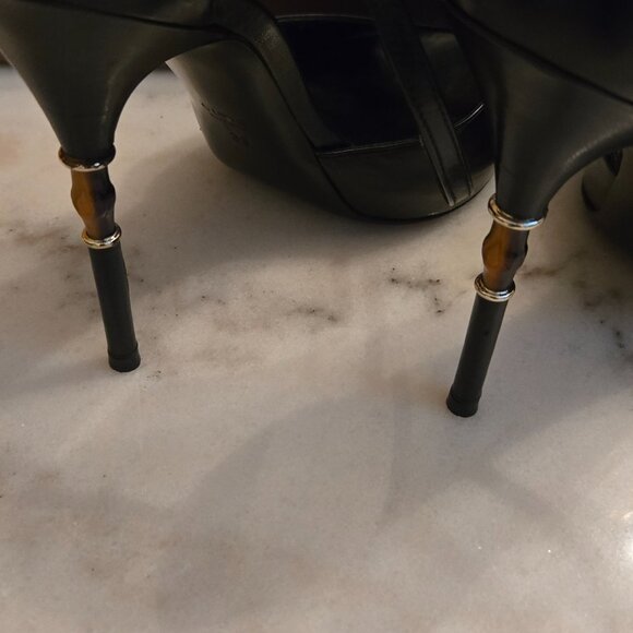 Gucci Black Leather Ankle Strap Stiletto Heels - Picture 3 of 12